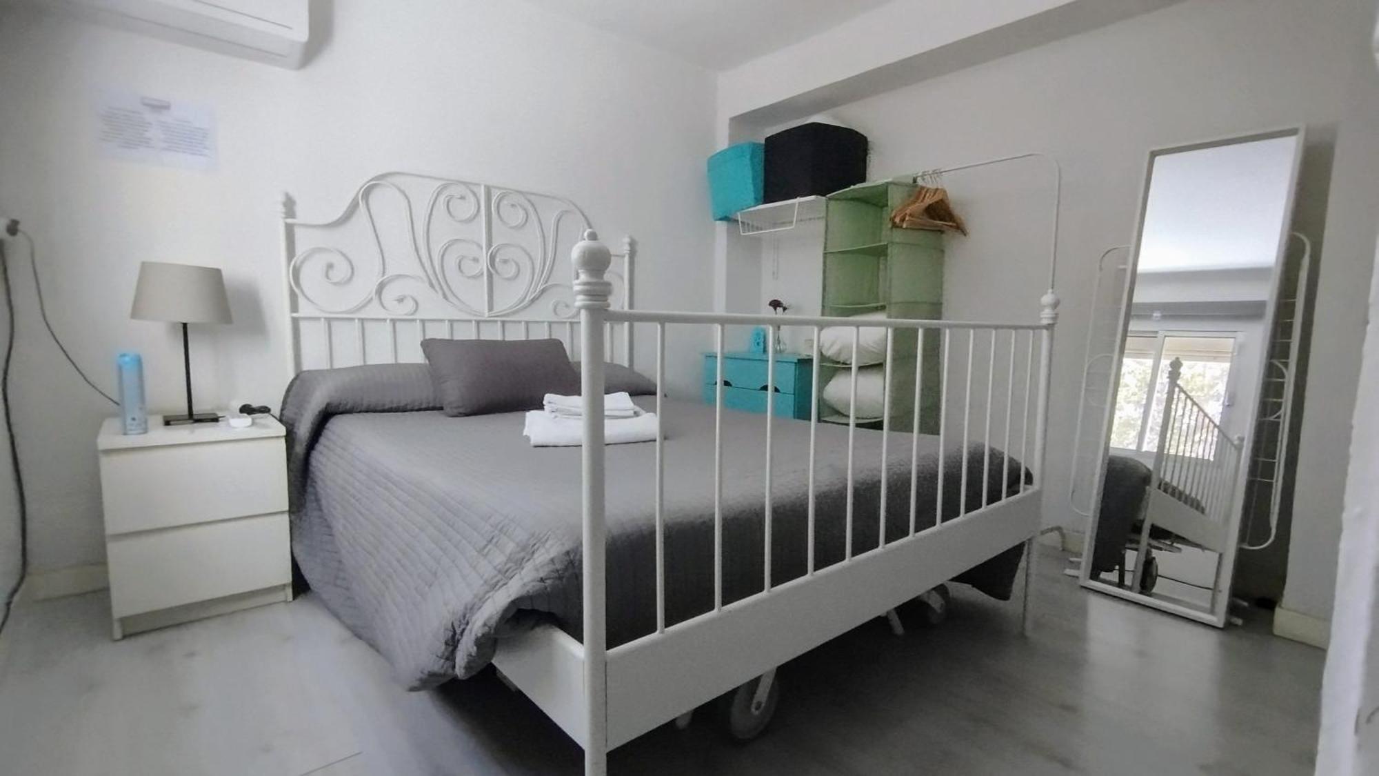 Apartamento Luminoso Y Cómodo *
